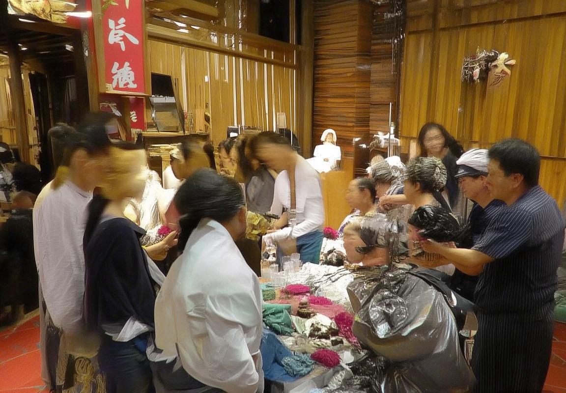 巴萨与巴伦西亚百年对决：战术碰撞与球星传奇(图3)